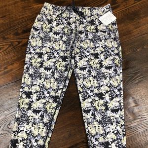 NWT Lululemon Jet Crop Slim Joggers size 8